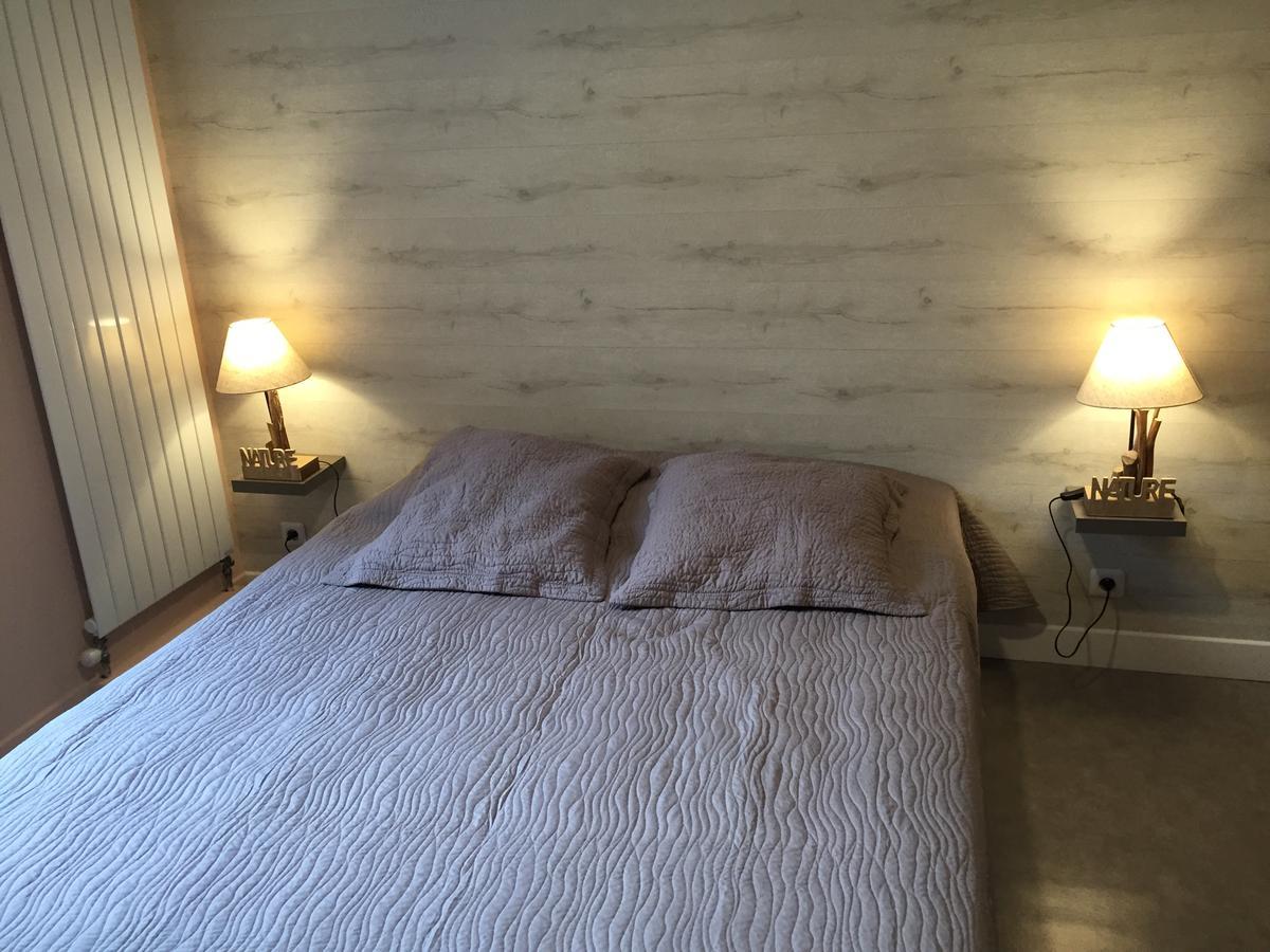 La Roseraie Villa Haybes Kültér fotó